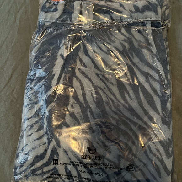 Big Bud Press Blue Zebra trousers size L NWOT - Picture 3 of 7